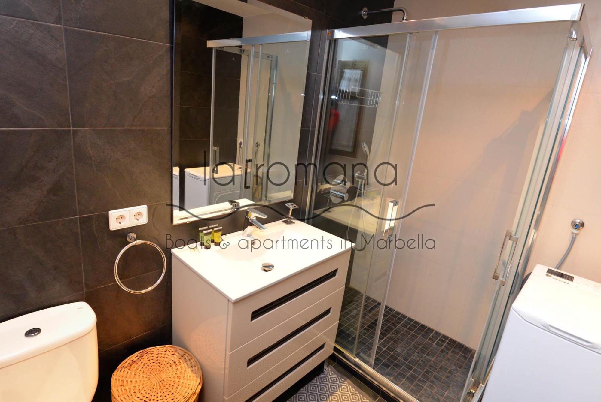 Laromanamarbella Punto Es ภายนอก รูปภาพ
