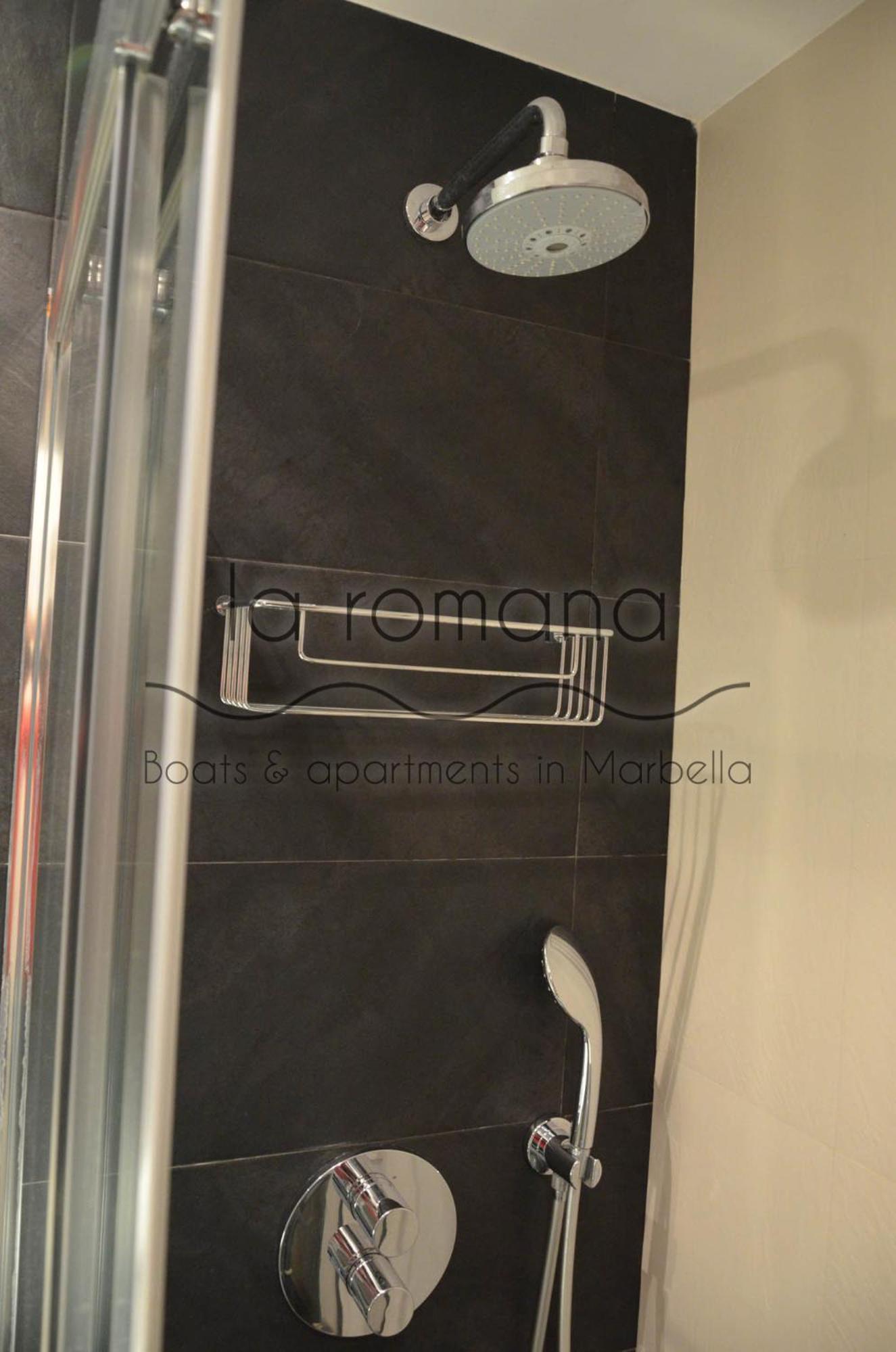 Laromanamarbella Punto Es ภายนอก รูปภาพ